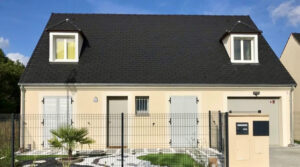 RARE SECTEUR : Maison de 109 m² avec 4 chambres, séjour lumineux et garage intégré à VILLIERS LE SEC